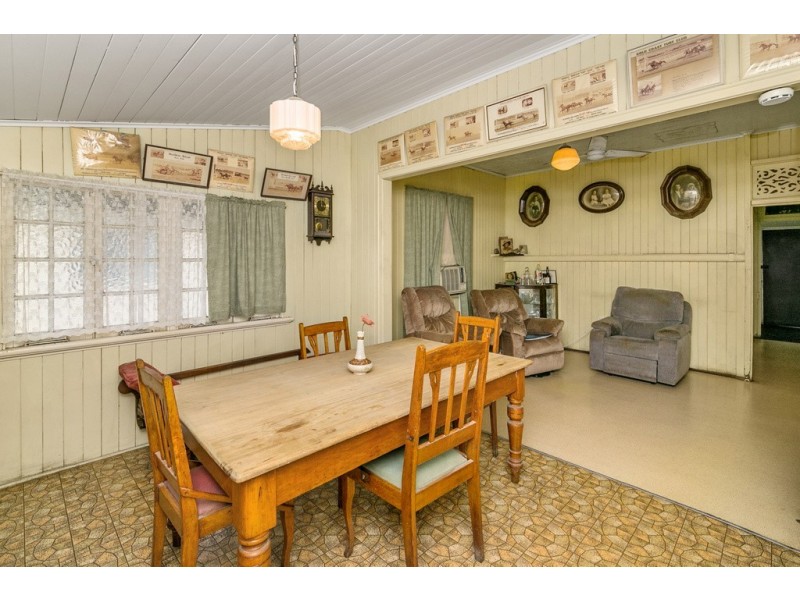 19 River Road, Dinmore QLD 4303