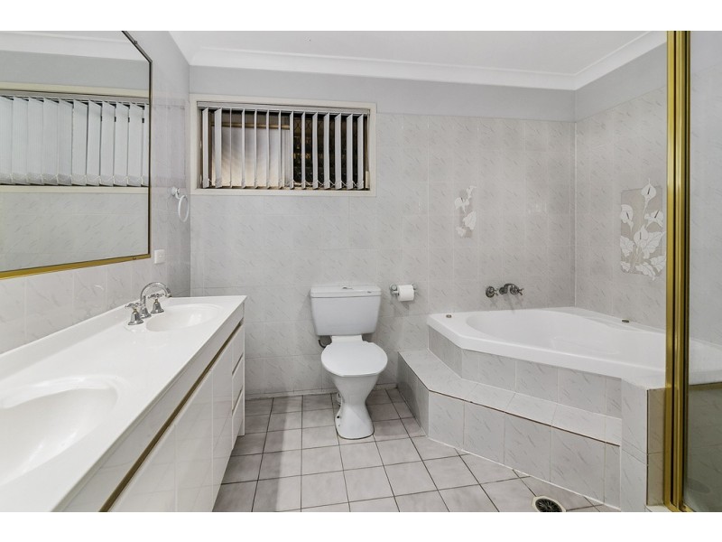 350 South Station Road, Raceview QLD 4305