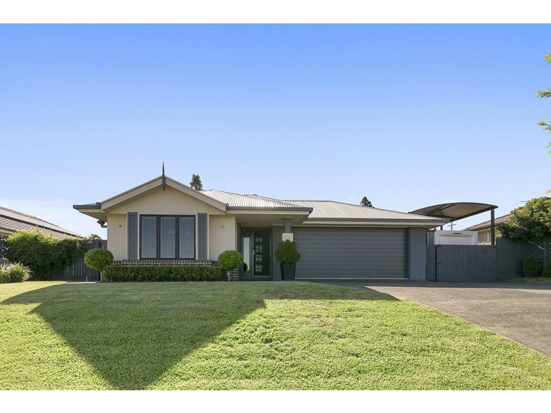 27 Dalray Drive, Raceview QLD 4305