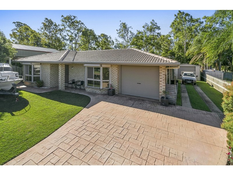 115 Equestrian Drive, Yamanto QLD 4305