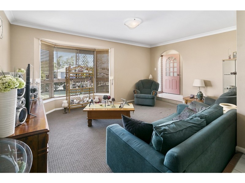 115 Equestrian Drive, Yamanto QLD 4305