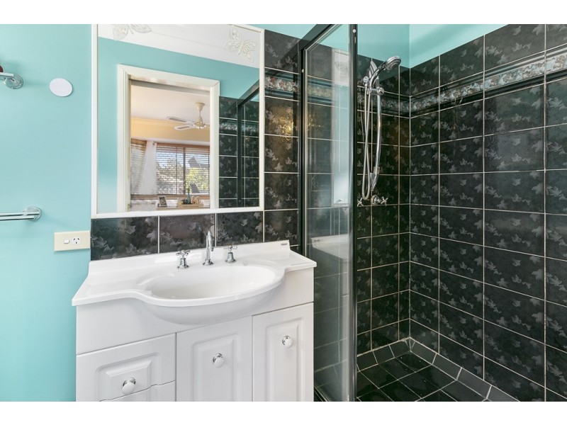 115 Equestrian Drive, Yamanto QLD 4305