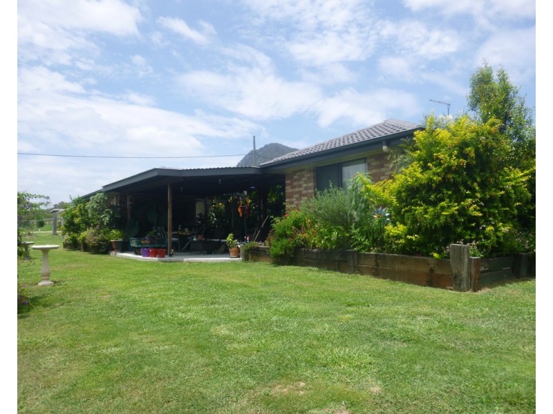 8 Hughes Court, Aratula QLD 4309