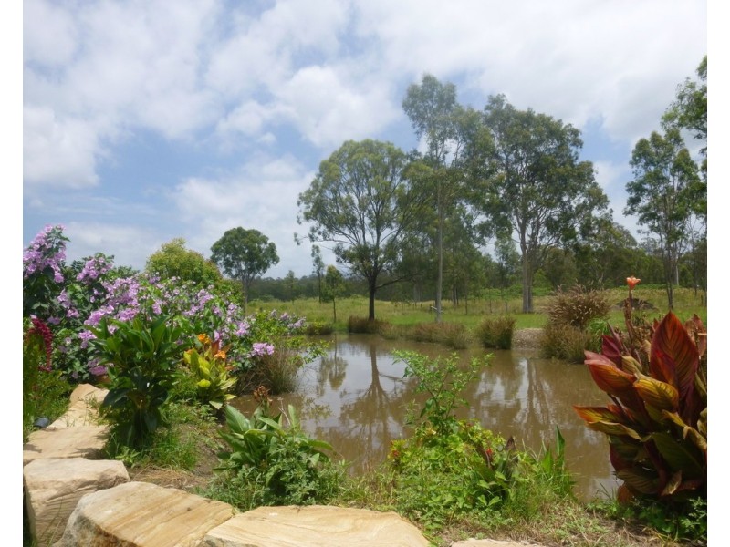 8 Hughes Court, Aratula QLD 4309