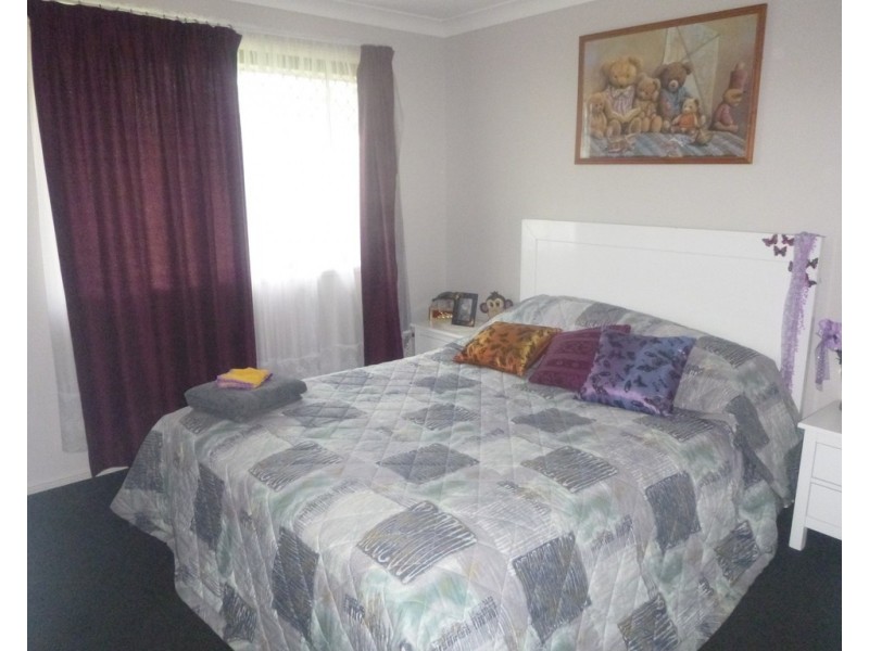 8 Hughes Court, Aratula QLD 4309