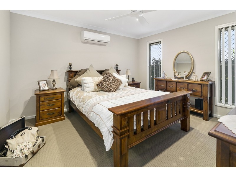 10 Cottonwood Crescent, Fernvale QLD 4306