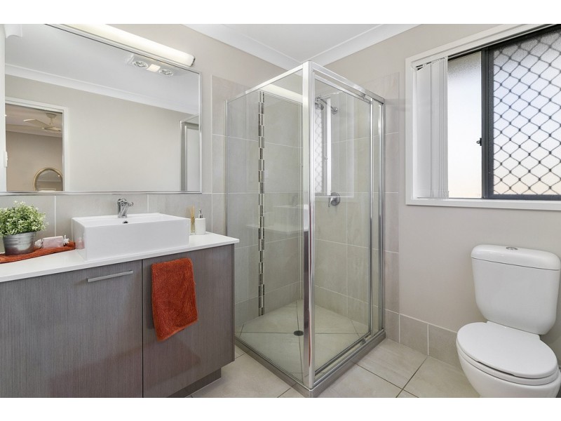 10 Cottonwood Crescent, Fernvale QLD 4306