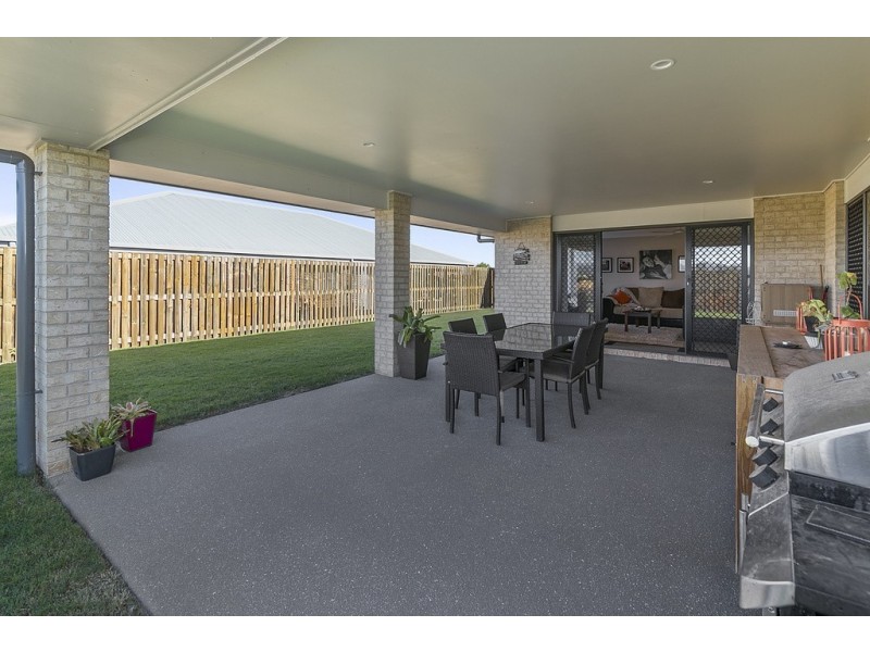 10 Cottonwood Crescent, Fernvale QLD 4306