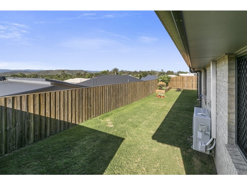 10 Cottonwood Crescent, Fernvale QLD 4306
