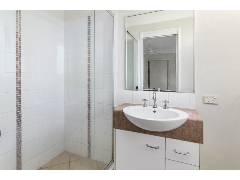 109 Anna Drive, Raceview QLD 4305