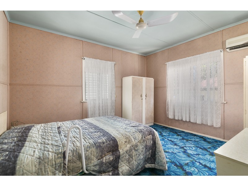 11 Robin Street, Coalfalls QLD 4305