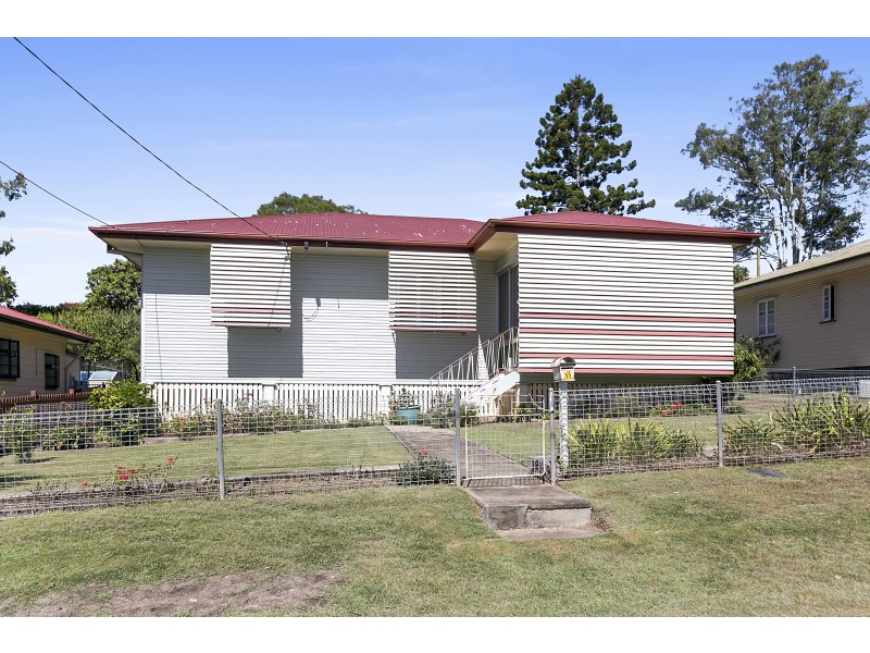 11 Robin Street, Coalfalls QLD 4305