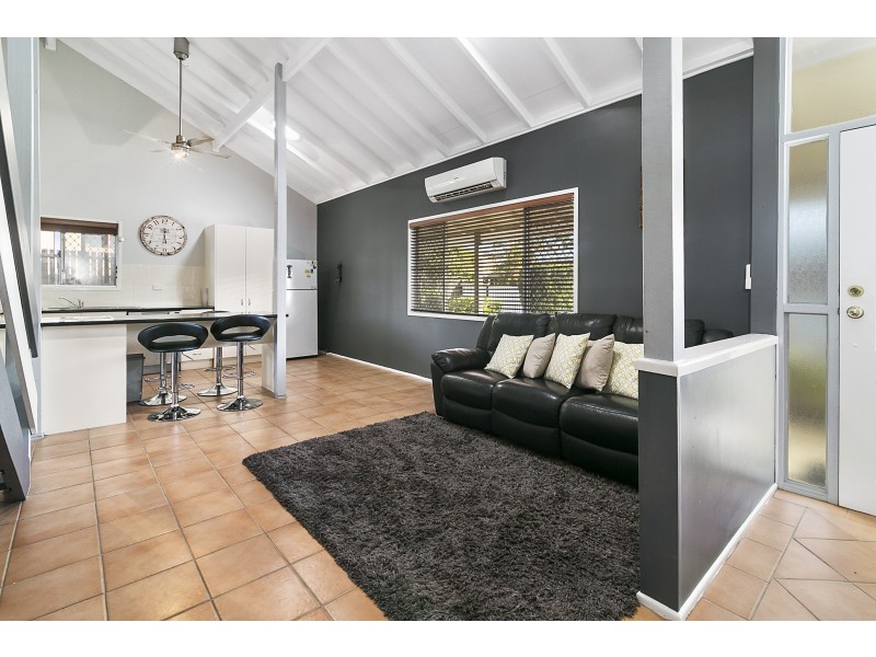 62 Thomas Street, Flinders View QLD 4305
