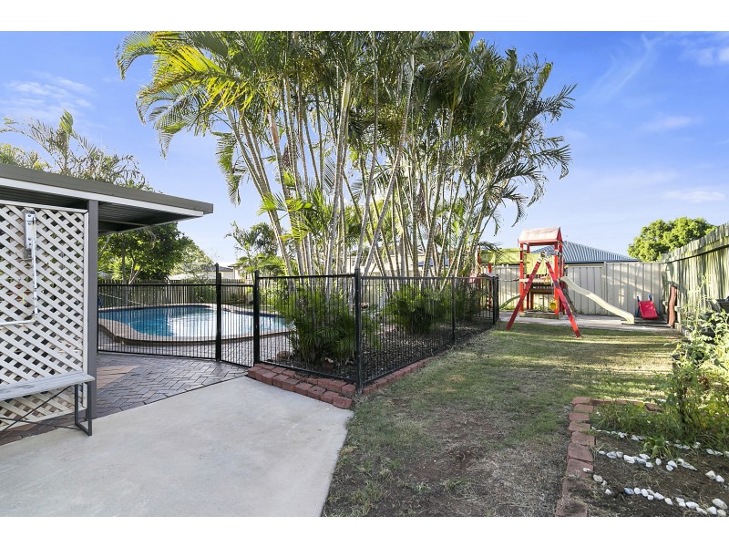 62 Thomas Street, Flinders View QLD 4305