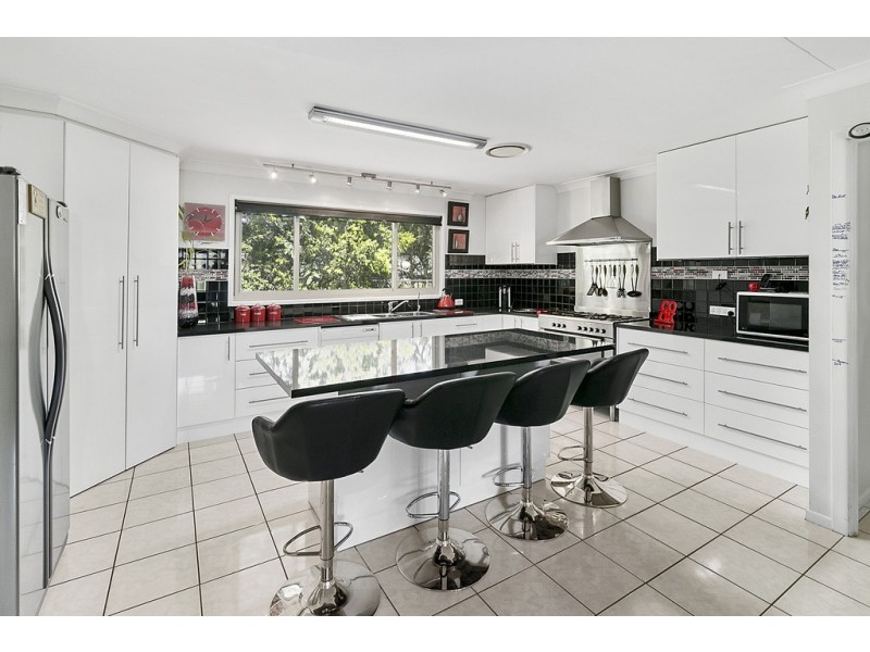 129 Coopers Road, Willowbank QLD 4306