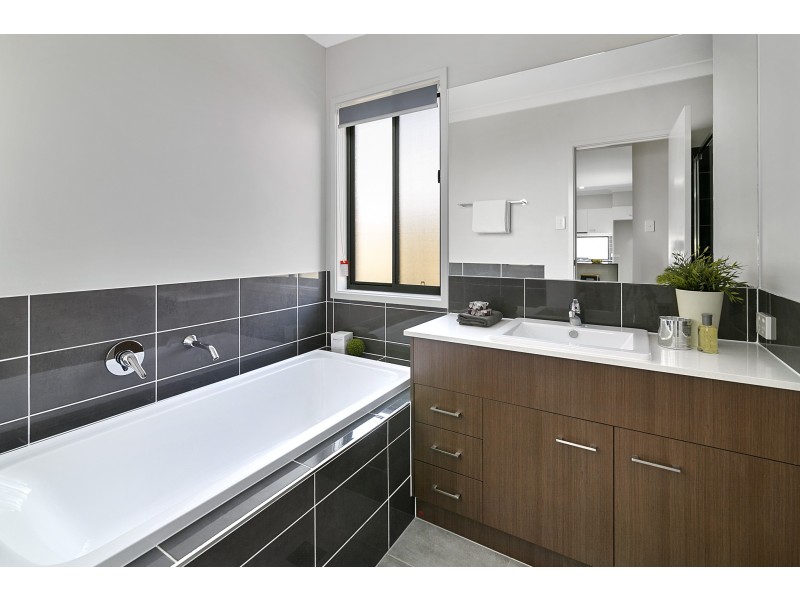 14 Astartea Street, Deebing Heights QLD 4306