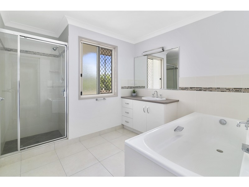 49 Peak Crossing Churchbank Weir Road, Peak Crossing QLD 4306