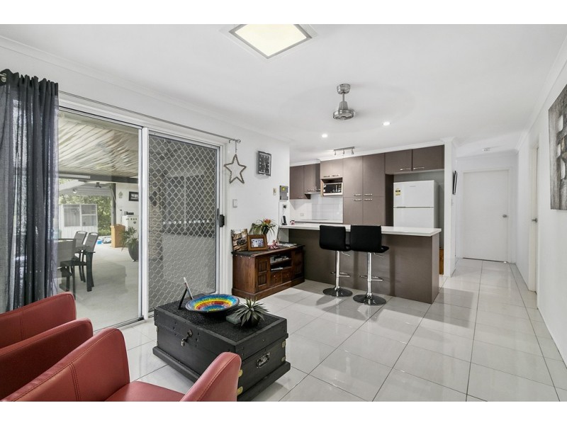 18 Kelso Close, Yamanto QLD 4305