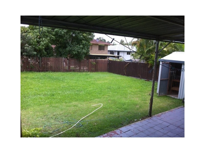 98 Haig Street, Brassall QLD 4305