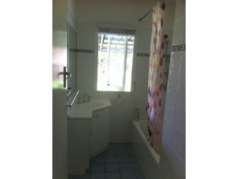 98 Haig Street, Brassall QLD 4305