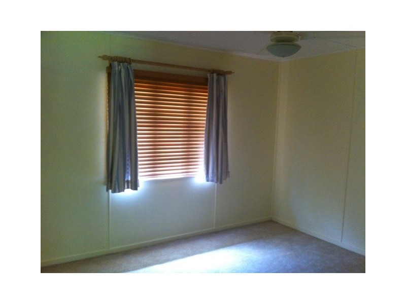 98 Haig Street, Brassall QLD 4305