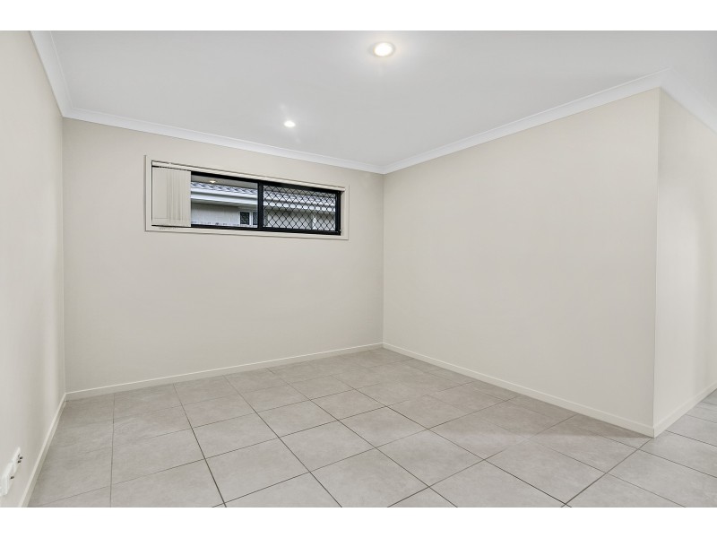 38 Sovereign Drive, Deebing Heights QLD 4306