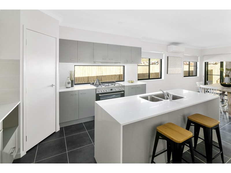 15 Caladenia Street, Deebing Heights QLD 4306
