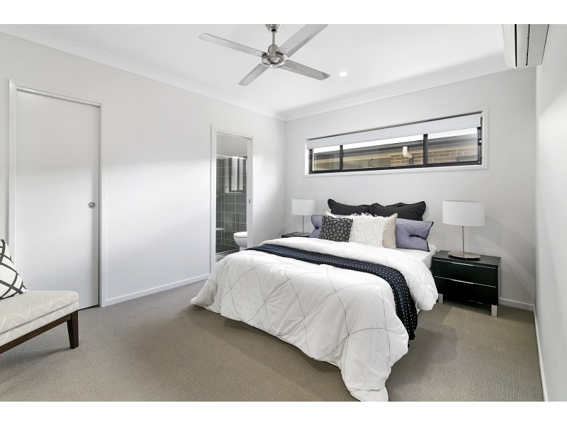 15 Caladenia Street, Deebing Heights QLD 4306