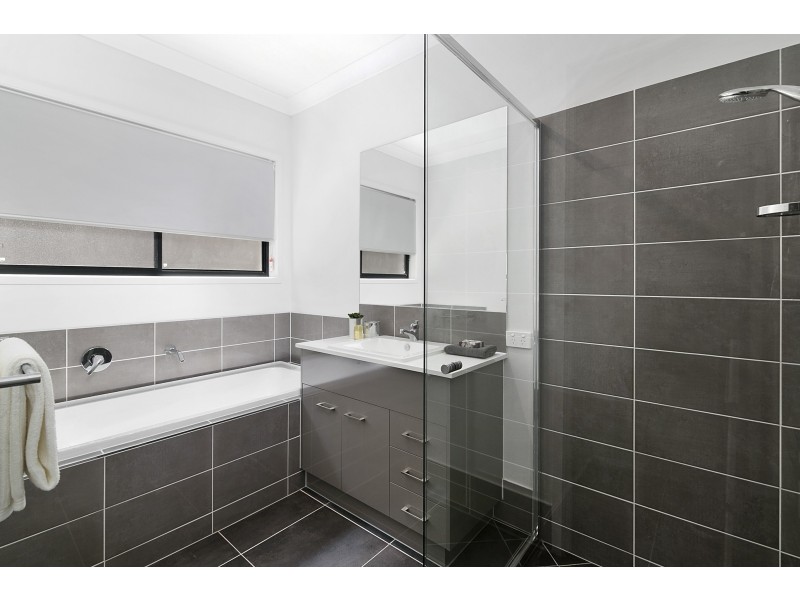 15 Caladenia Street, Deebing Heights QLD 4306