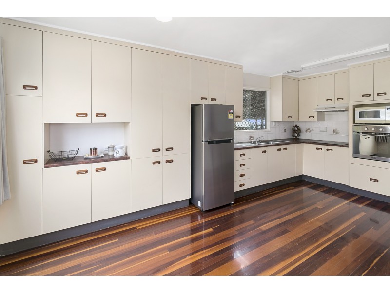 50 Cascade Street, Raceview QLD 4305