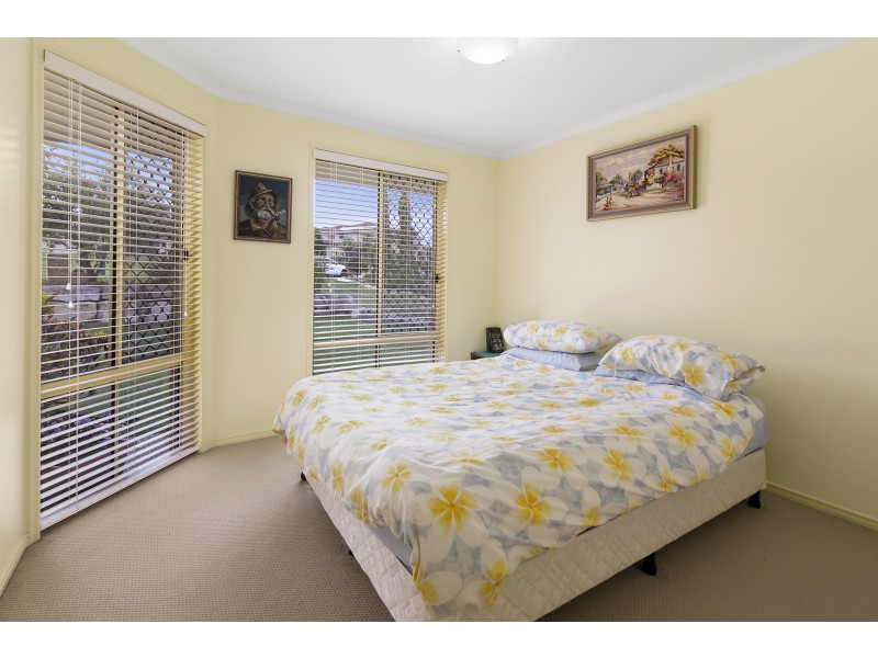 28 Alexandra Close, Flinders View QLD 4305