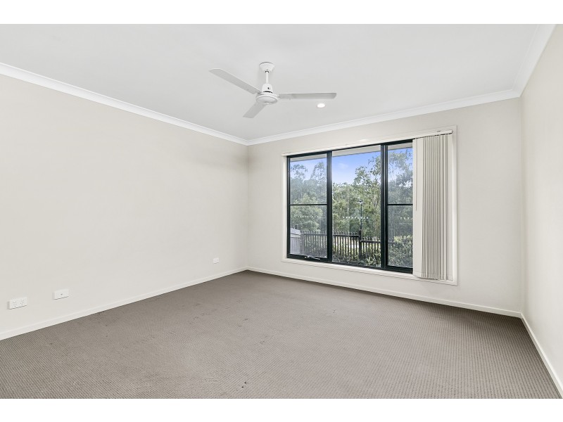 38 Soverign Drive, Deebing Heights QLD 4306