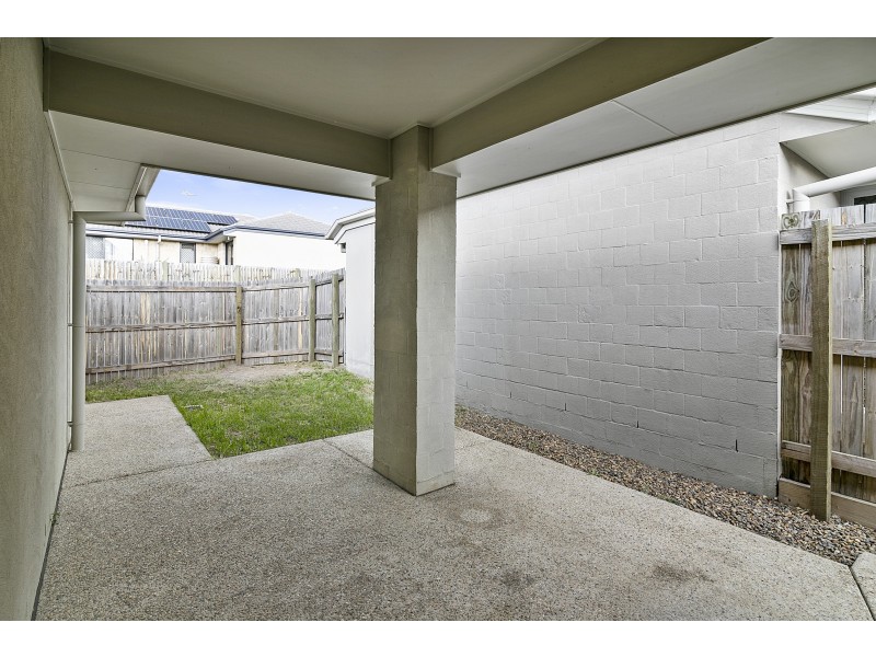 38 Soverign Drive, Deebing Heights QLD 4306