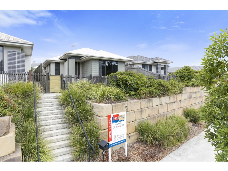 38 Soverign Drive, Deebing Heights QLD 4306