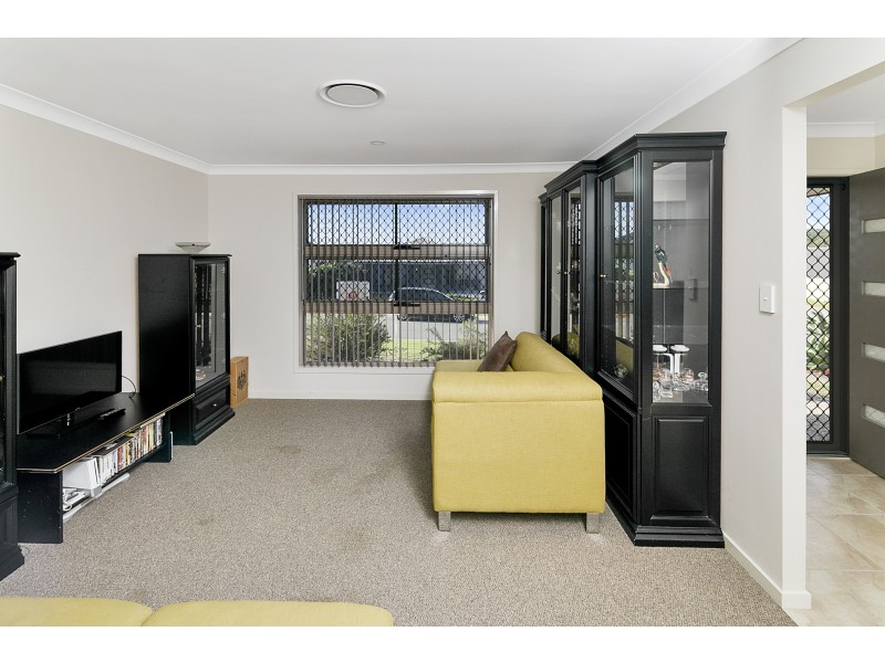 23 Piping Court, Raceview QLD 4305