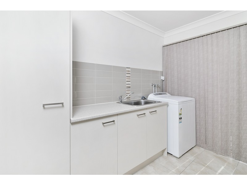 23 Piping Court, Raceview QLD 4305