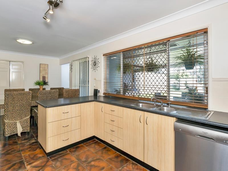 53 Blenheim Crescent, Yamanto QLD 4305