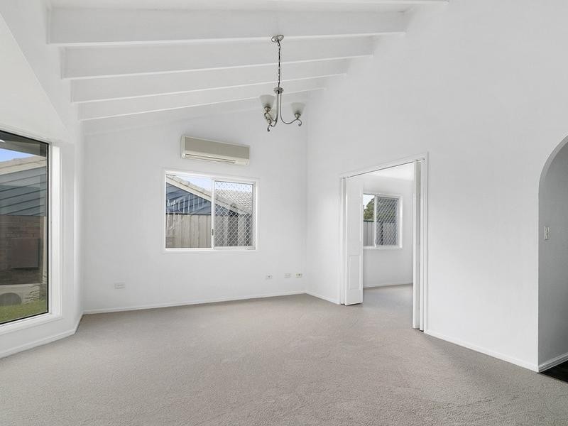 53 Blenheim Crescent, Yamanto QLD 4305