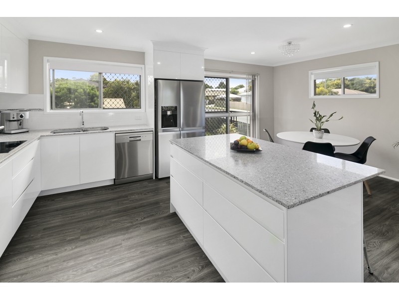 12 Leopard Street, Raceview QLD 4305
