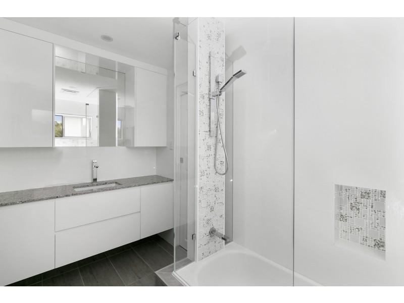 12 Leopard Street, Raceview QLD 4305