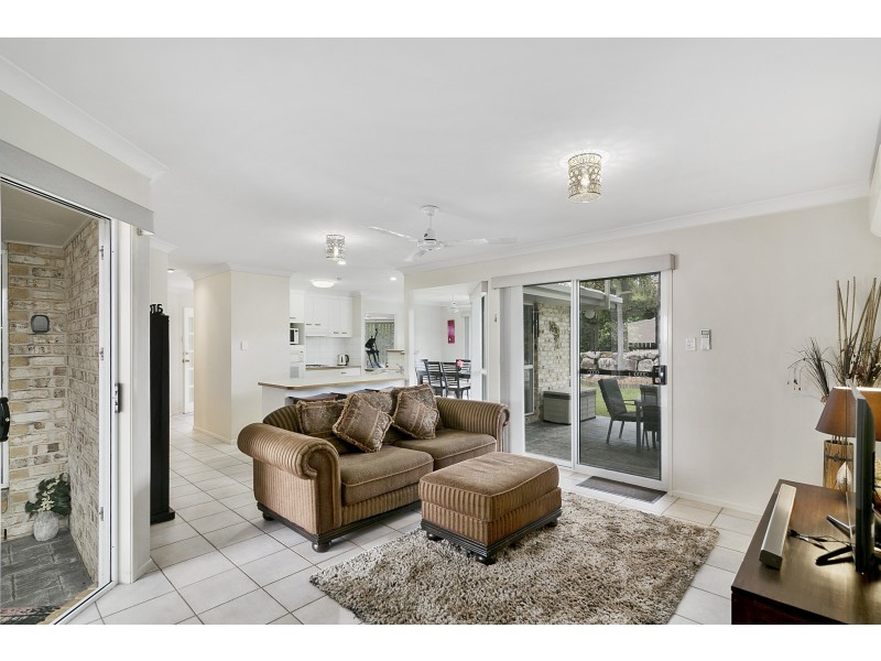 12 Tina Close, Raceview QLD 4305