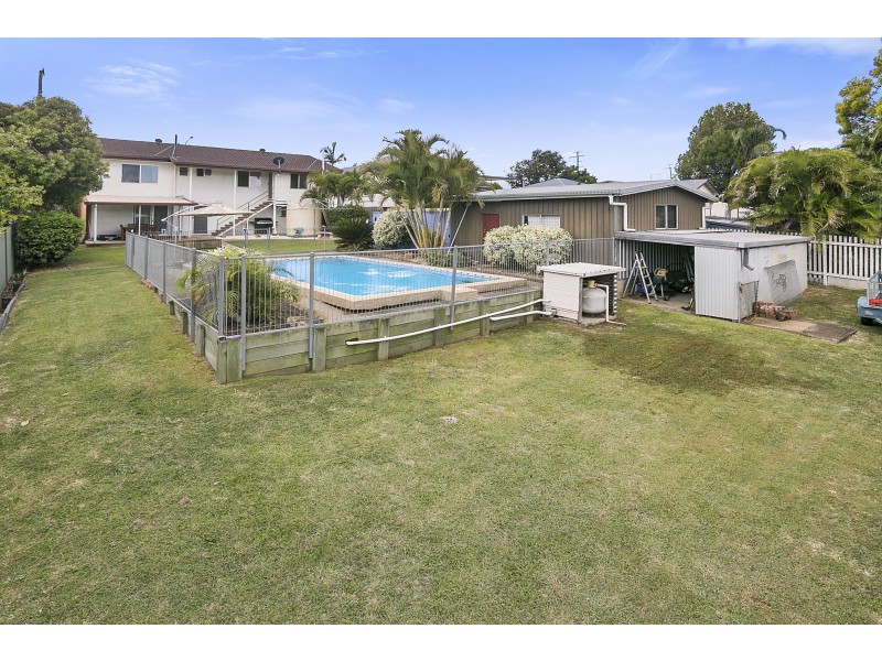 65 Cemetery Road, Raceview QLD 4305