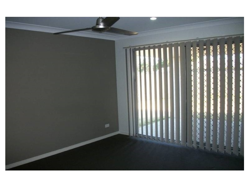 9 Bickle Place, North Booval QLD 4304