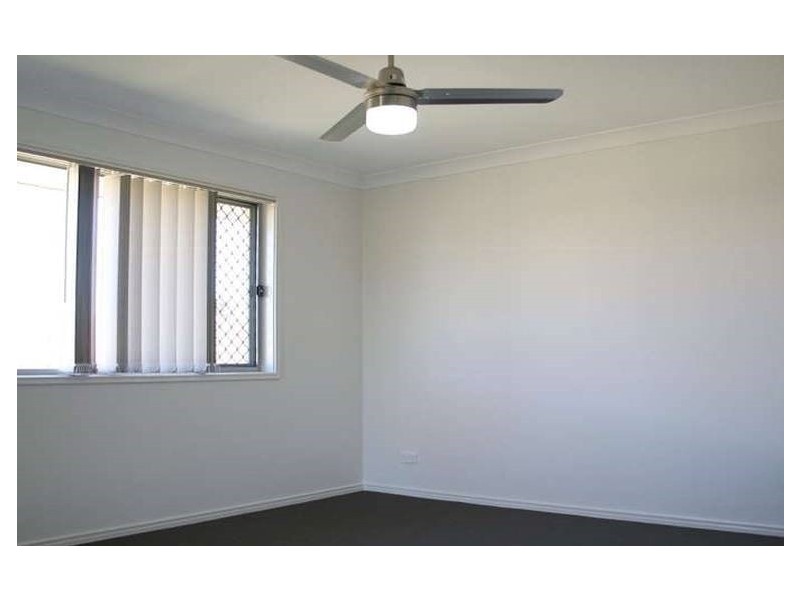 9 Bickle Place, North Booval QLD 4304