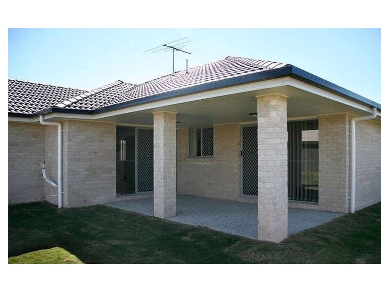 9 Bickle Place, North Booval QLD 4304