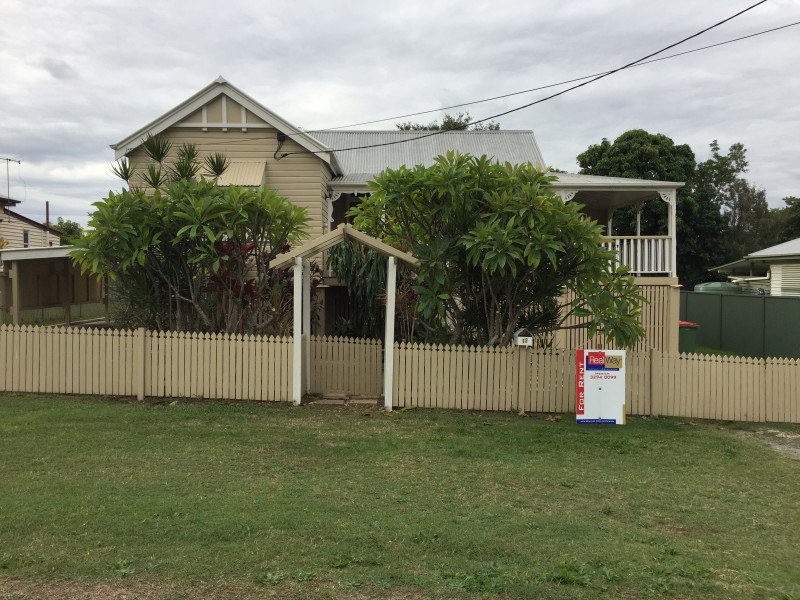 12 Foote Street, Newtown QLD 4305