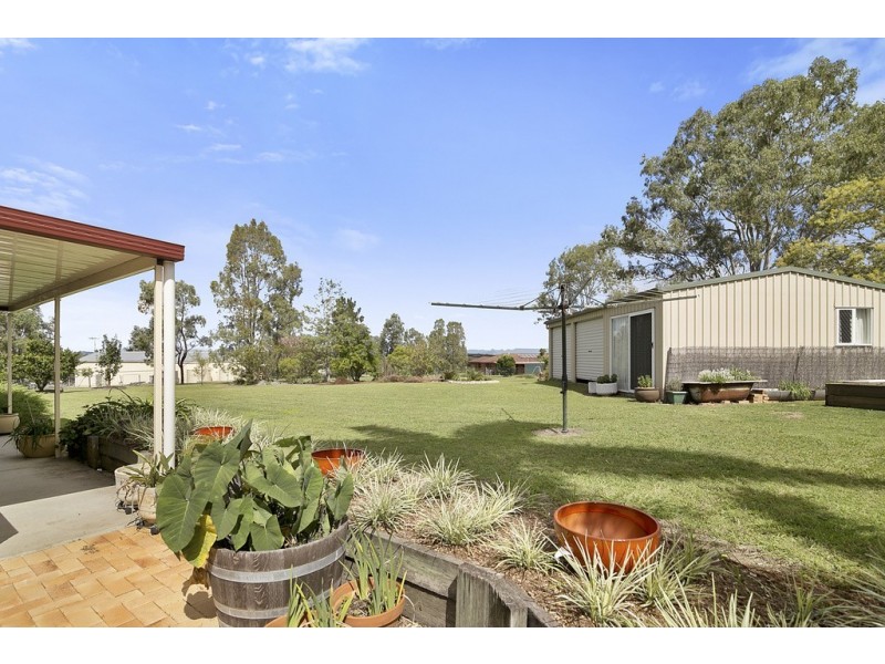 16 Ruby Crescent, Willowbank QLD 4306