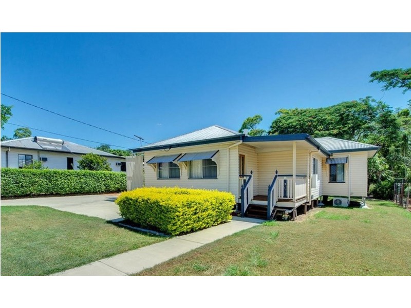 32 North Station Road, North Booval QLD 4304