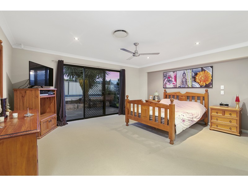169 Edwards Street, Flinders View QLD 4305
