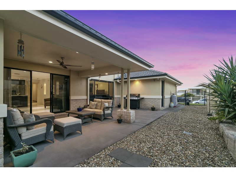 169 Edwards Street, Flinders View QLD 4305